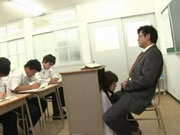 教室桌子玩法專用痴女教師 飯岡加奈子
